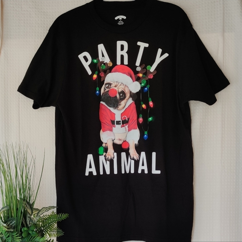 Holiday Time "Party Animal" Pug Black Men's T-shirt. M(38-40